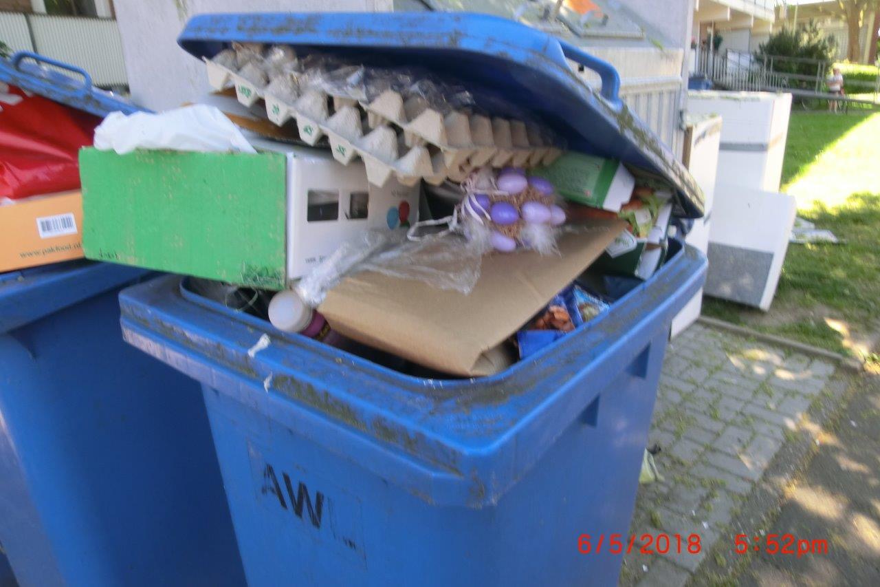 Hausverwaltungen müssen Müll und Sperrmüll entsorgen