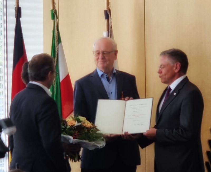 Roland Kehl erhält Bundesverdienstkreuz